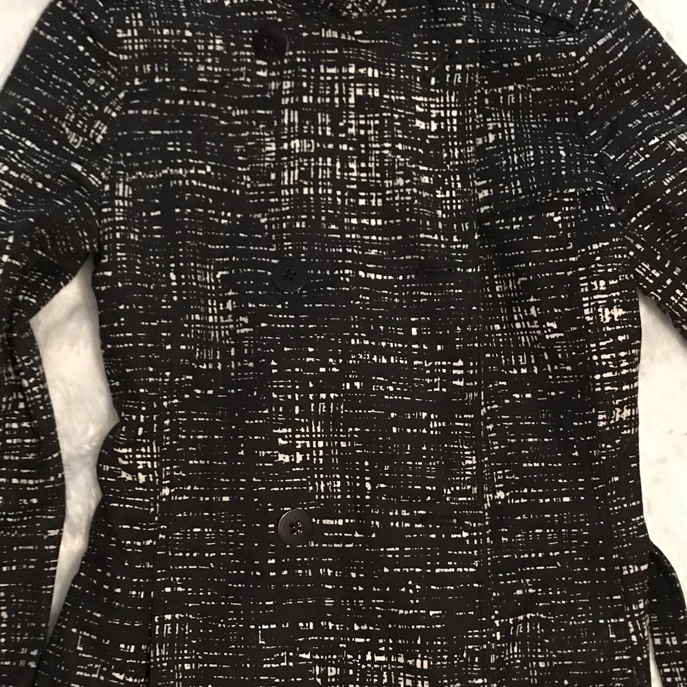 Jacket - Picture 5 of 5
